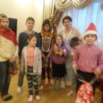 Активисты молодёжного движения храма священномученика Владимира в Южном Бутове посетили подопечных на дому