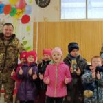 Волонтеры прихода отвезли детям Запорожской области лекарства и одежду